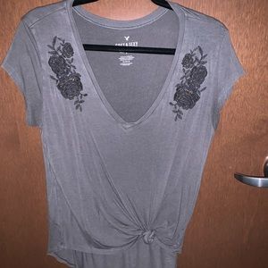 AE Soft and sexy knotted tee